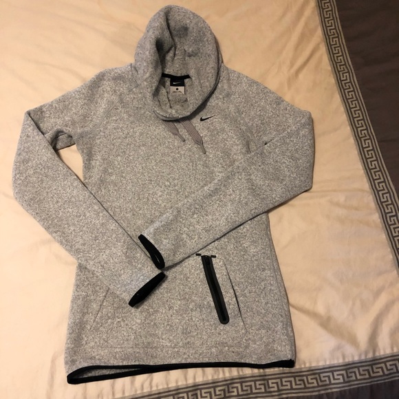 Nike Sweatshirt - Picture 1 of 2